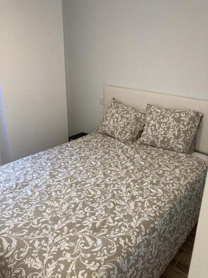 Plaza Castilla Apartments Мадрид Екстер'єр фото